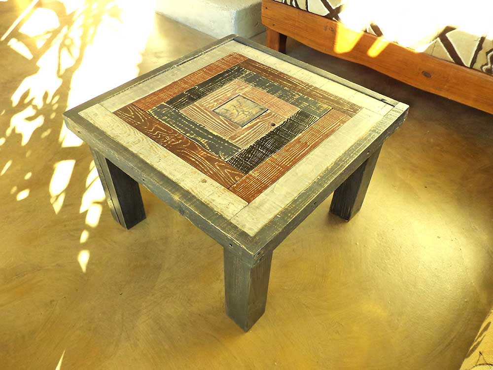 Tavolini n legno di riciclo