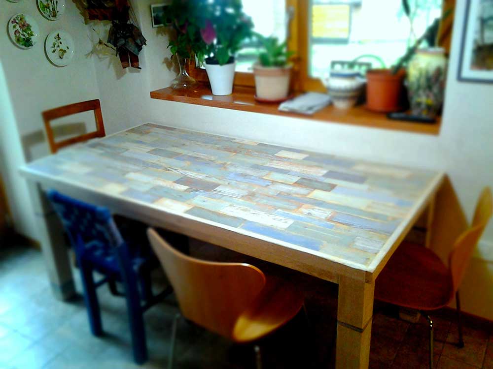 Tavolo in legno riciclato